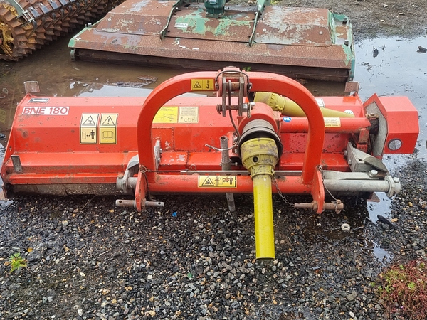 Chris Atkin & Son Ltd - Kuhn BNE180